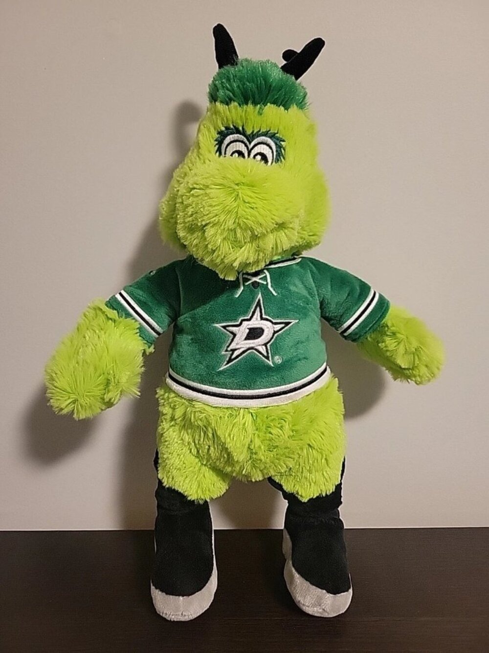 Dallas Stars Victor E Green Mascot Plush Stuffed Animal 14 Inch